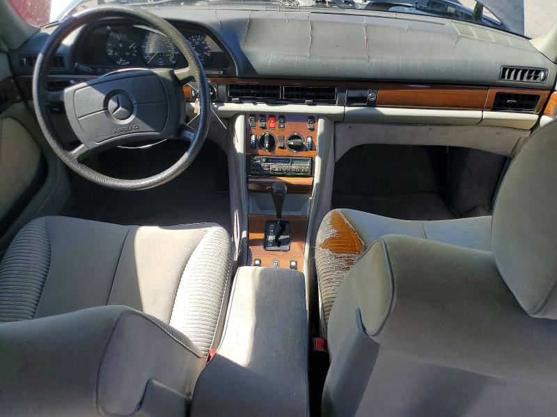 1982 MERCEDES-BENZ 280