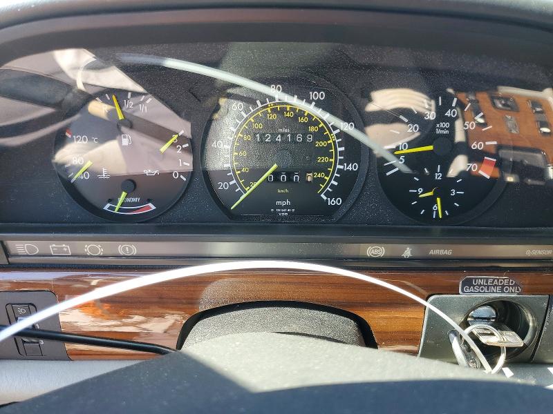 1982 MERCEDES-BENZ 280