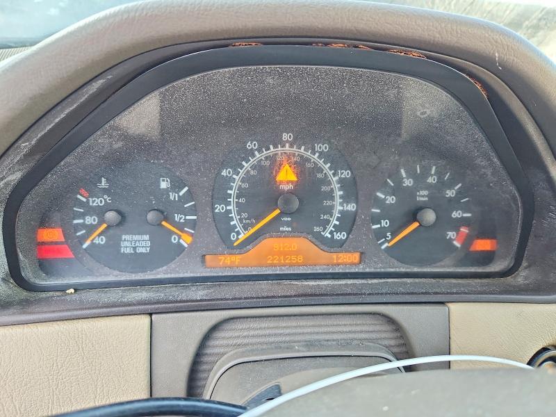 1996 MERCEDES-BENZ E 320